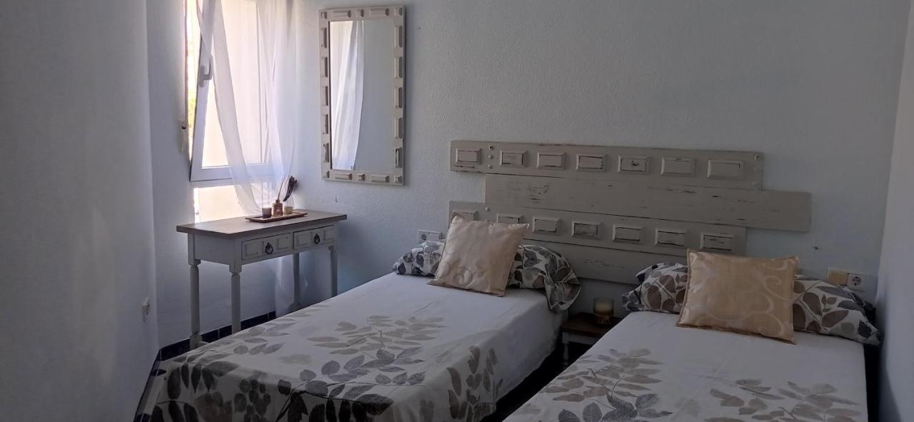Salomar Golf Apartment Salobrena Bagian luar foto